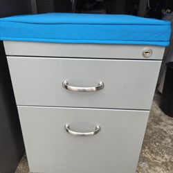 Steelcase Mobile Pedestal with seat cushion and handle