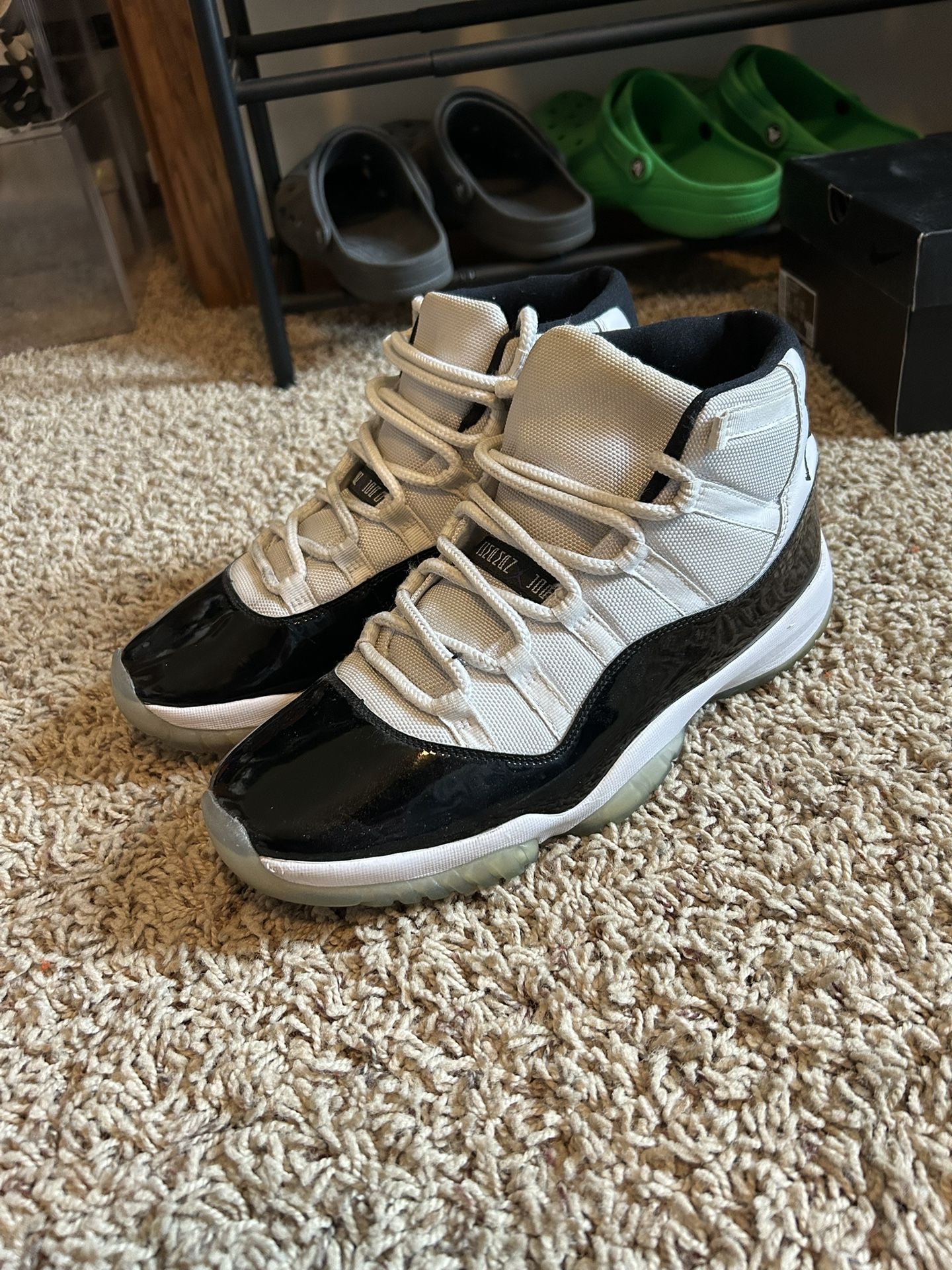 Size 11- Jordan 11 Concord Retro (2011)