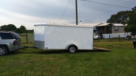 Enclosed trailer