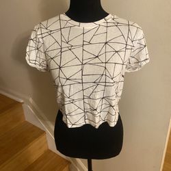 Me to we basic geometric print t-shirt women’s size xs 