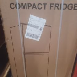 Mini Fridge New In Box Paid 320 Only Asking 275 Obo 