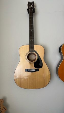 Vintage Yamaha Acoustic Guitar