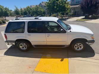 🚙 1999 Ford Explorer XLT