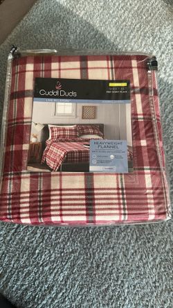 Cuddle Duds King Size Sheet Set (New)