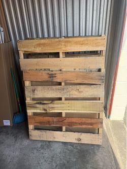 Pallets free 4