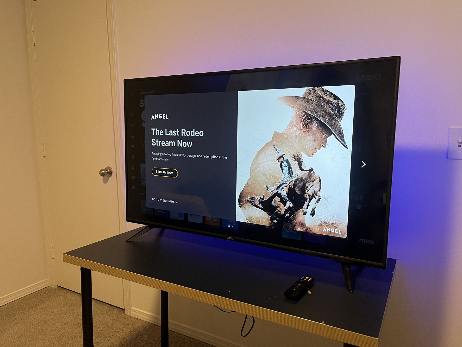 Vizeo 49.5” TV