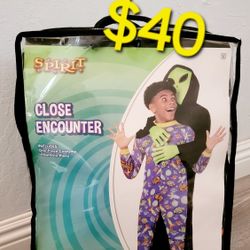 Close Encounter -Alien Carrying Kid Costume - SPIRIT