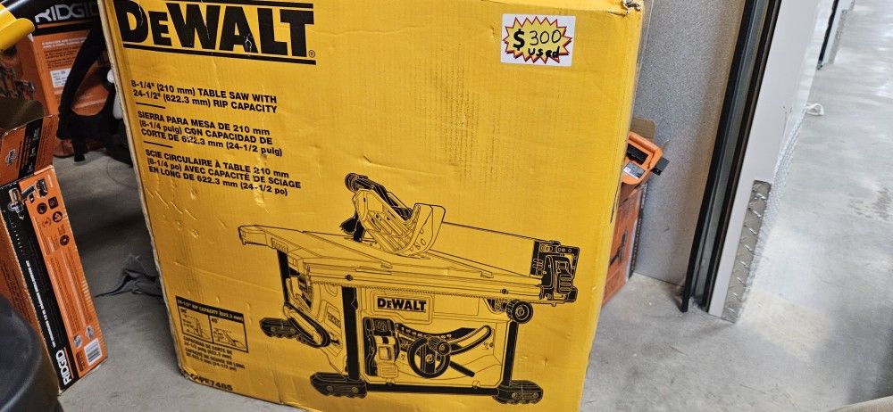 Used DEWALT 8-1/4" Compact Jobsite Table Saw