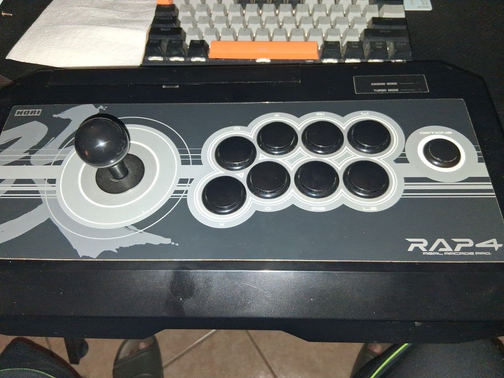 Hori Real Arcade Pro 4