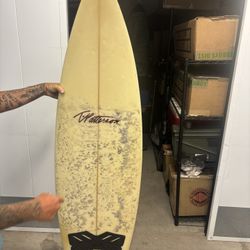 Timmy Patterson 5”11 Surfboard Shortbread 