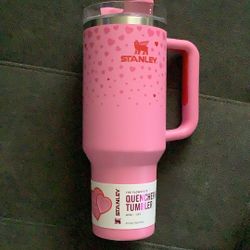 Stanley 2025 Valentines 40oz $65
