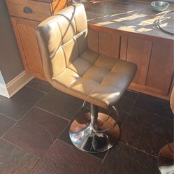 Four Swivel Counter/Bar Stools