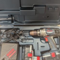 Bosch Drill Driver 18v w/ Batteries