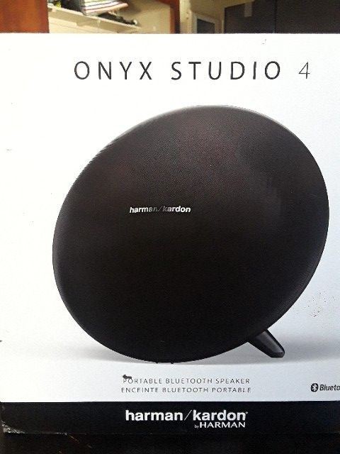 brand new bluetooth speaker! ONYX STUDIO 4