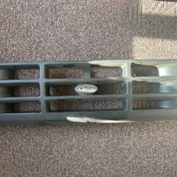 1992 To 1994 Ford F150 F250 F350 Grill