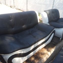 White An Black Modern Leather Couches