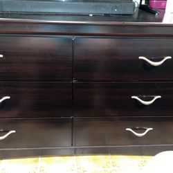 Dresser & Nightstand