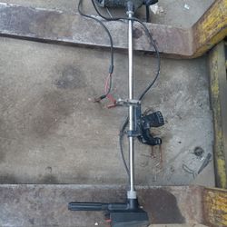 Sears Vintage Trolling Motor  28 Lbs Thrust 