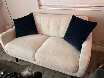 Couches off white