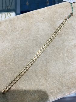 Gold Cuban bracelet