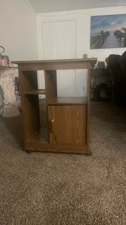 Cabinet with wheels