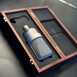 Neumann TLM 130 (GREAT DEAL)