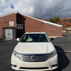 2011 Toyota Avalon