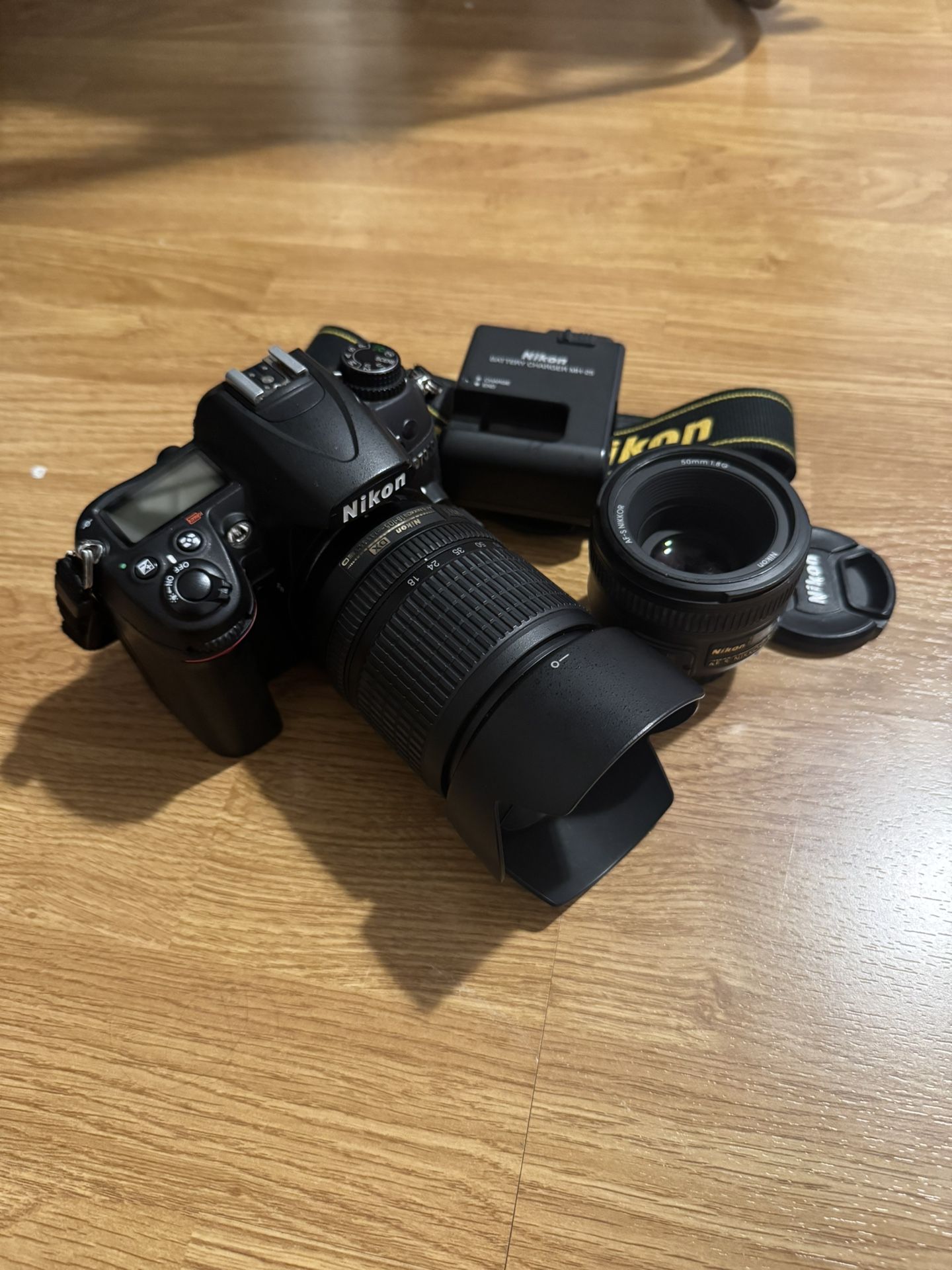 Nikon D7000 + 2 Lenses