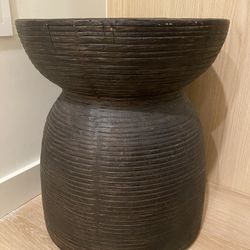 Small Black Side Table - Hollow 📍Midtown / Edgewater