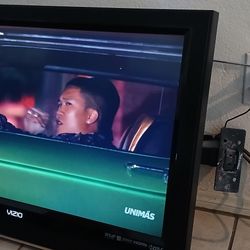 32 Inches Tv