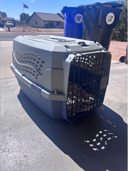 Pet Carrier 22.8"L x 15.0"W x 13.0"H