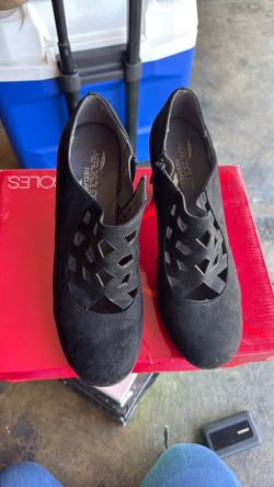 Aerosoles Petroleum Black fabric size 8