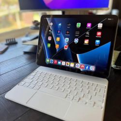 iPad Air 5th Gen Bundle 