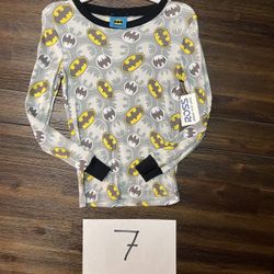 BATMAN BOYS PIJAMA SHIRT ONLY SIZE 7 