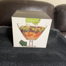 New Glass Footed fruit or decor Bowl And 4 Glass Bowls Made In Italy. $12 each or both for $20 