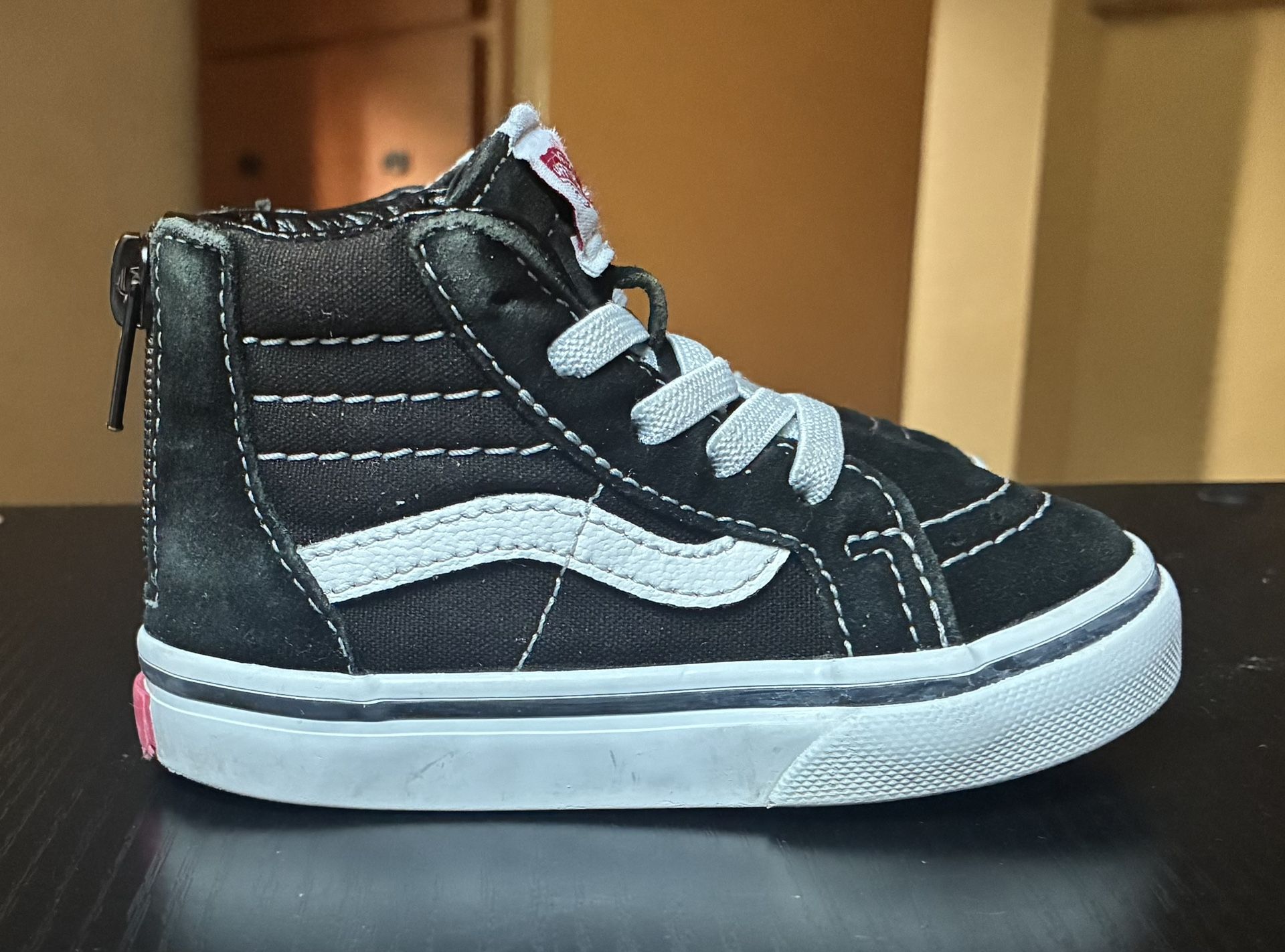 Vans Toddler Sk8-Hi Skate Shoe In Black