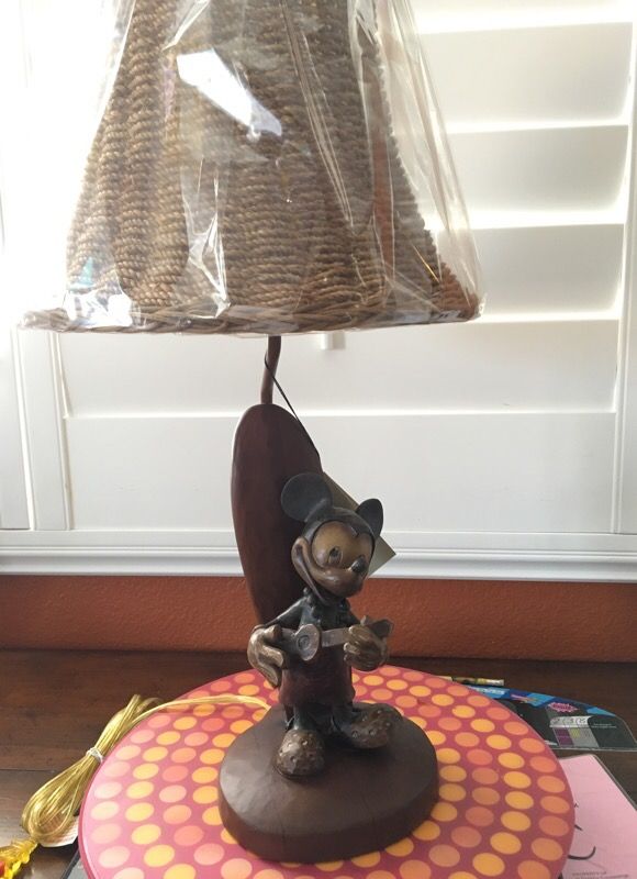 Surfer Mickey Mouse Aulani Lamp- RARE