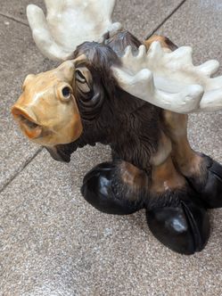 Giant Beasties of the Kingdom Signed Mateus Moose