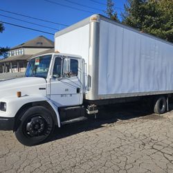 2002 Freightliner Fl70