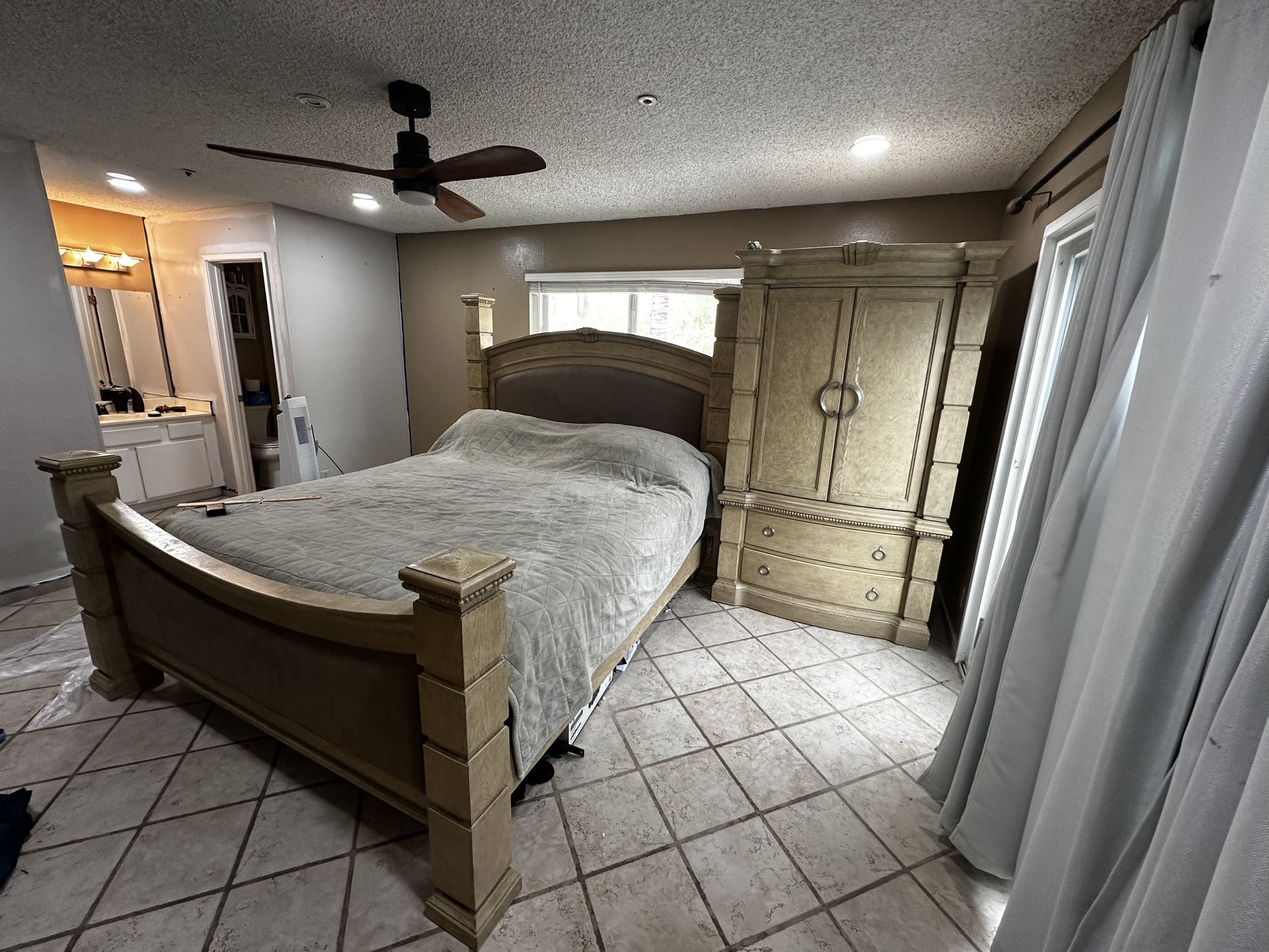 Free Cal king Armoire bedroom set heavy duty