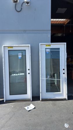 Exterior door Home Depot