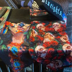 New Breathable Neck Gaiter Face Mask Face Scarf. Wld Make Great Halloween Costume  Universal Fit 6$ Each Or 2/10$