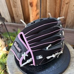 Wilson Leather Baseball Glove Right-Handed Thrower!