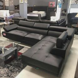 Antares Black Modern Sectional

