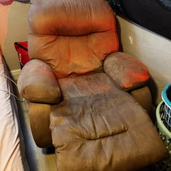 big comfy recliner chair 