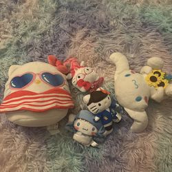 Hello kitty plush bundle