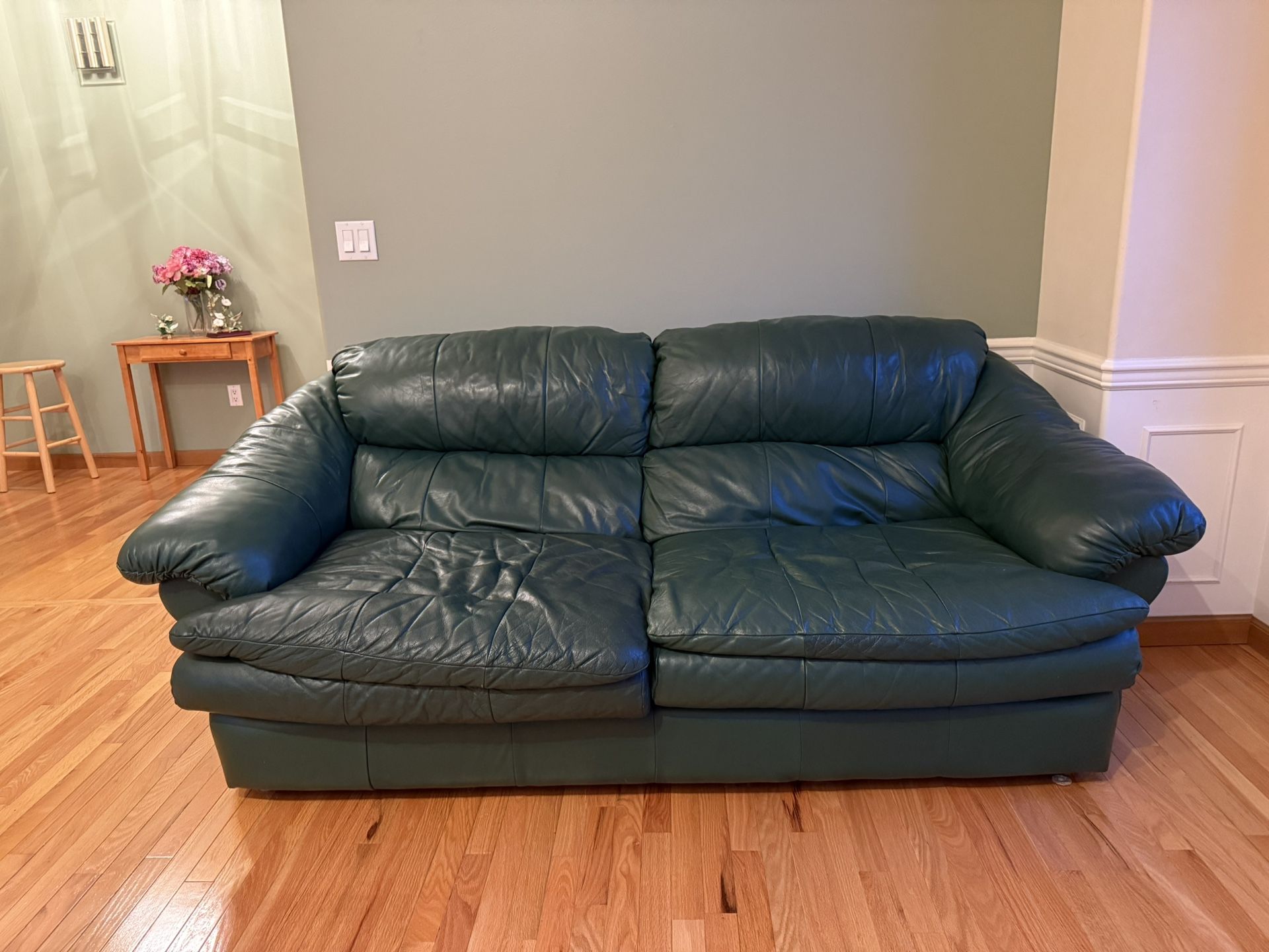 Free leather Sofa