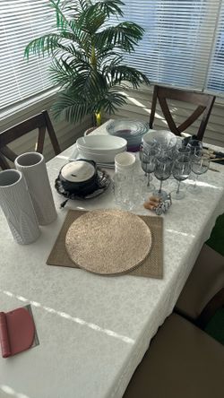 Kitchen dinnerware