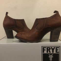 Frye Ilana Shootie Boot Size 8 