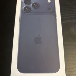 Apple iPhone 17 Pro Max 512GB Brand New Factory Unlocked With Original Box, New Screen Protector + Case w/ Receipt 